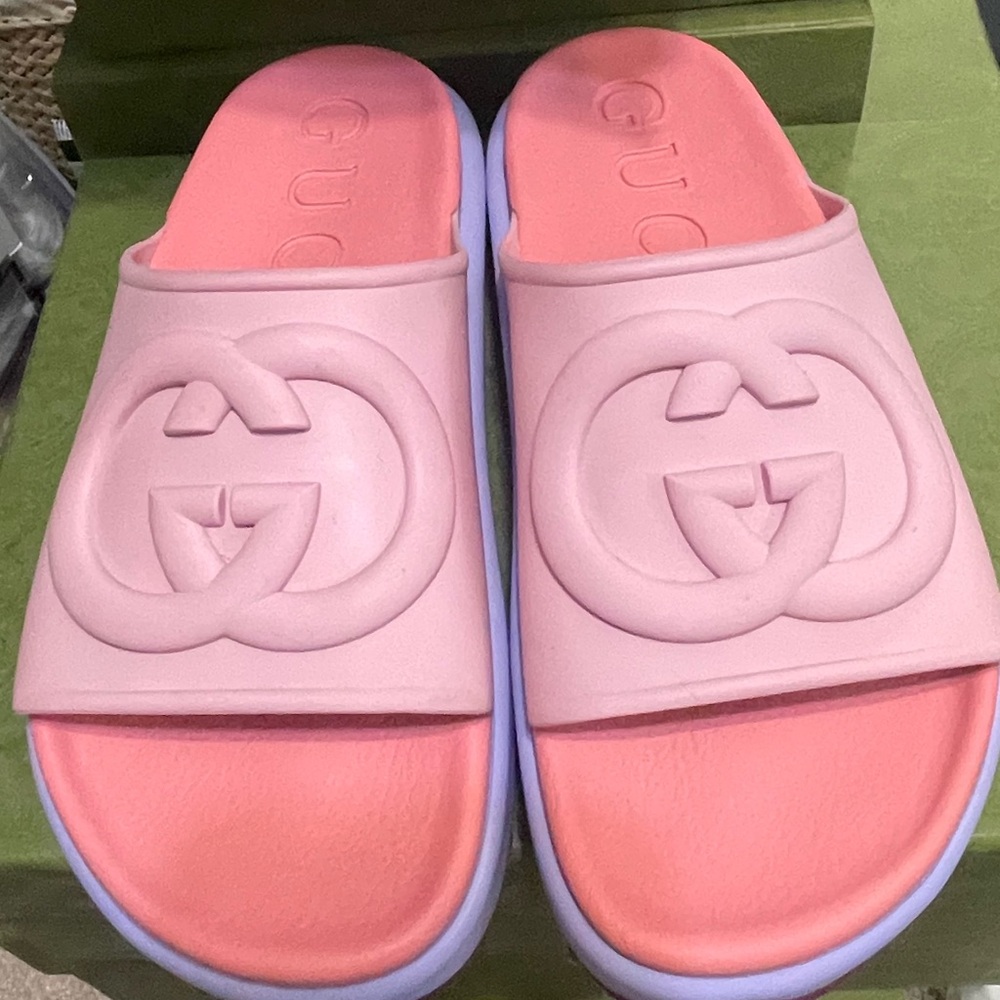Pre-owned Gucci interlocking GG platform sandals